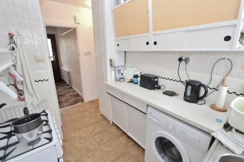 113 Clockhouse Lane, Romford, RM5 3QT