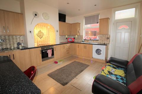 18 Blenheim Road, Barnsley, S70 6BA