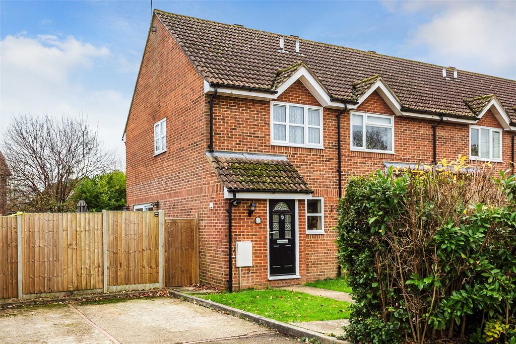 Paddock Close, Beare Green, Dorking, Surrey, RH5 2 bed end of terrace