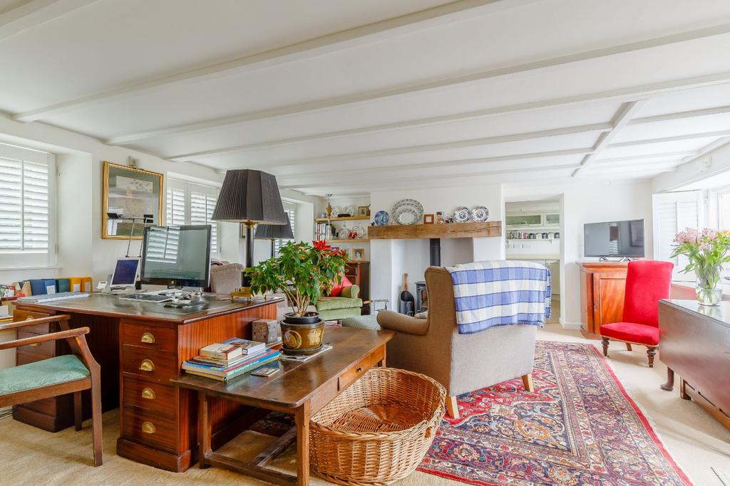 Dining/Sitting Room