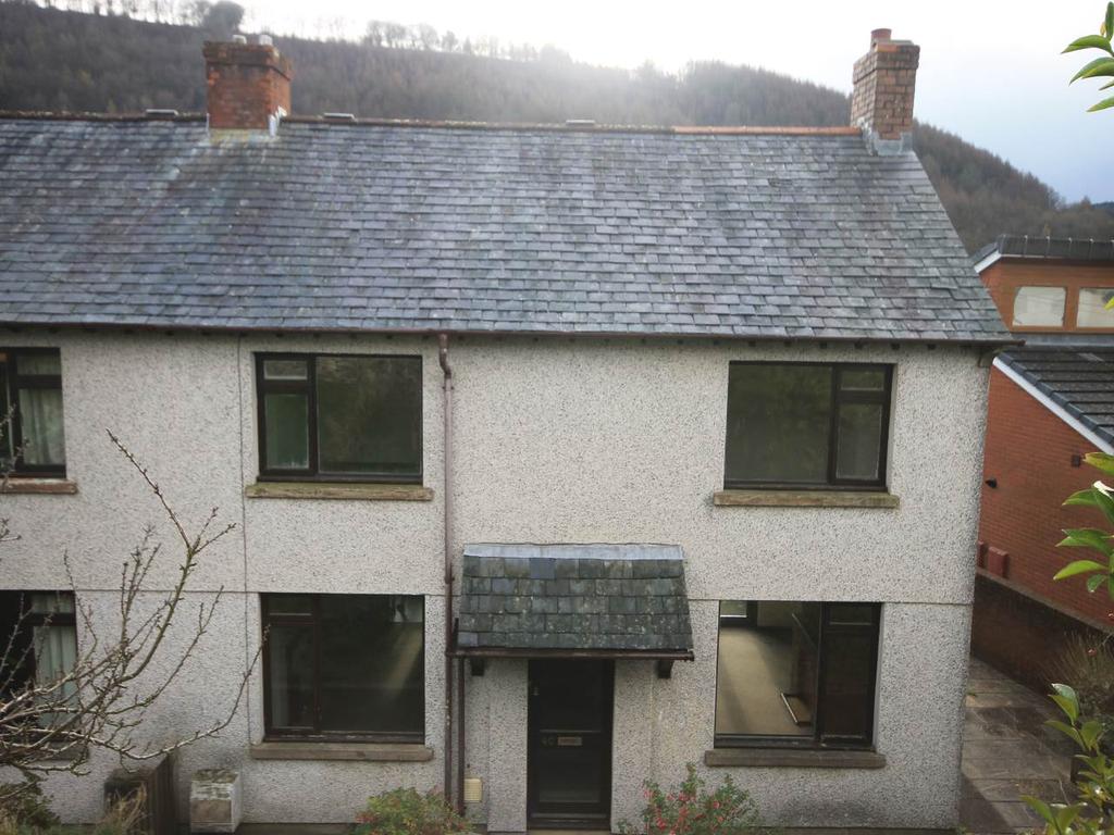 Llanfach Road, Newport, 4 bed house £650 pcm (£150 pw)