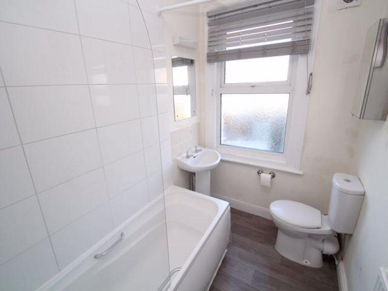 Deburgh Street, Rodbourne, Swindon 2 bed terraced house £160,000