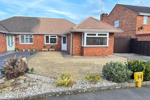 51 Beechcroft Road, Longlevens, Gloucester, GL2 9HE