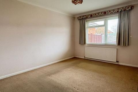 51 Beechcroft Road, Longlevens, Gloucester, GL2 9HE