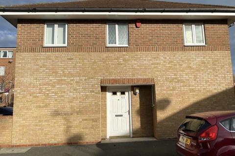 122 Carmichael Close, Ruislip, HA4 6LL