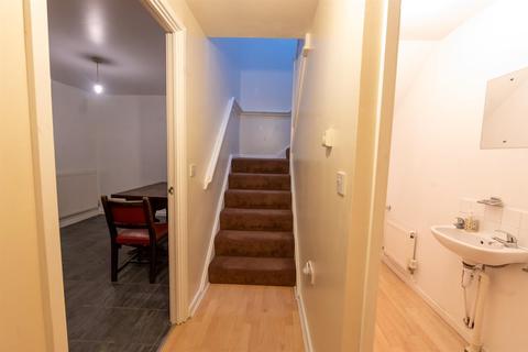 122 Carmichael Close, Ruislip, HA4 6LL