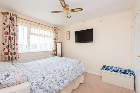11 Nash Drive, Abingdon, OX14 5PT