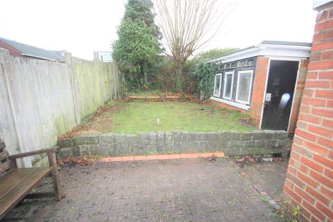 15 Kennedy Walk, Werrington, Stoke-on-trent, ST9 0EW