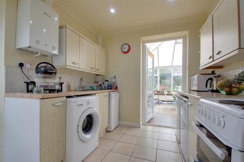 121 Barrington Road, Goring By Sea, Worthing, BN12 4RL
