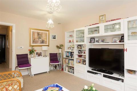 86 Parkview Way, Epsom, KT19 8FF