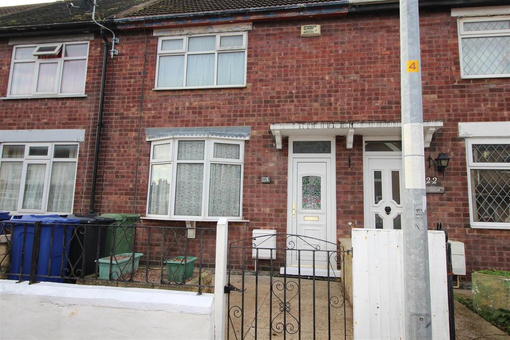 24 Fairview Avenue, Cleethorpes, N.E. Lincs, DN35 8DJ 2 bed terraced house £89,000