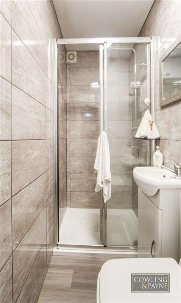 Annex shower room