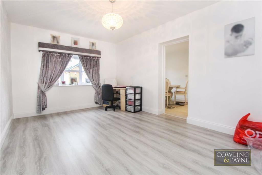 2nd Reception room/Lounge