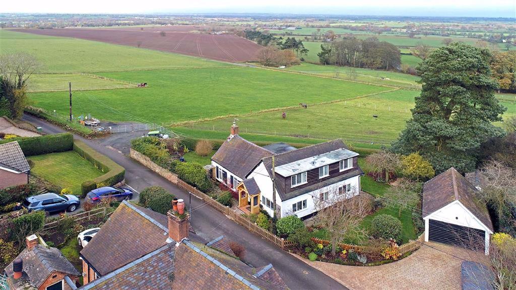 School Lane, Marchamley, Shrewsbury, Shropshire 3 bed cottage £440,000