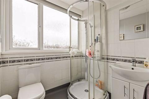 45 Weavers Way, Ashford, TN23 5DY