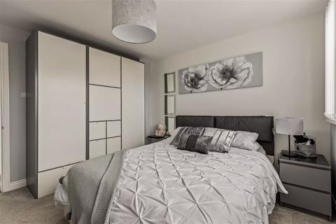 45 Weavers Way, Ashford, TN23 5DY