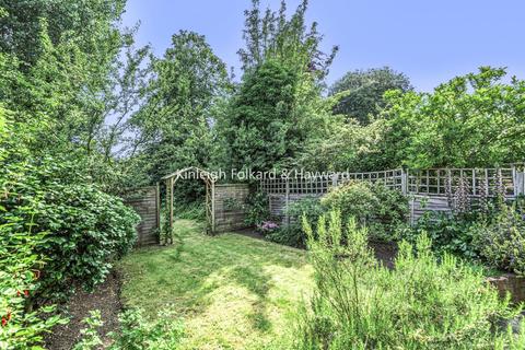 19a Micheldever Road, London, SE12 8LX