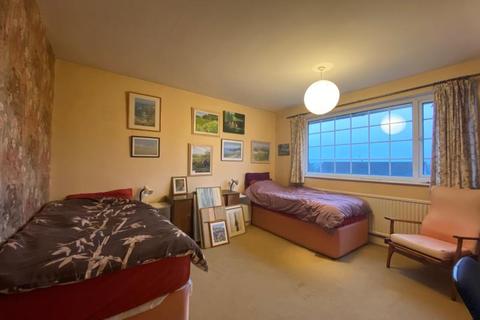 24 Effingham Road, Harden, Bingley, BD16 1LQ