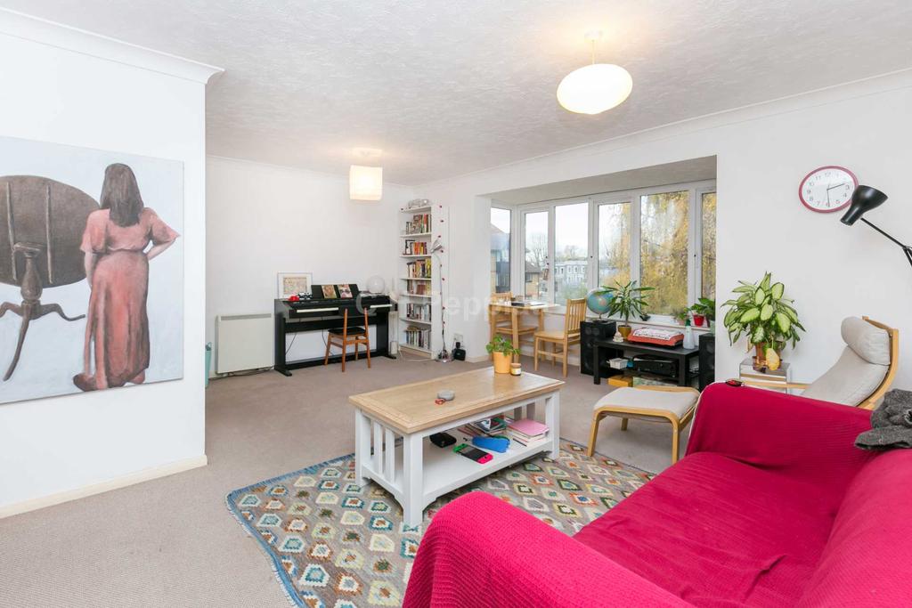 Linwood Close, Camberwell, SE5 2 bed apartment £1,300 pcm (£300 pw)