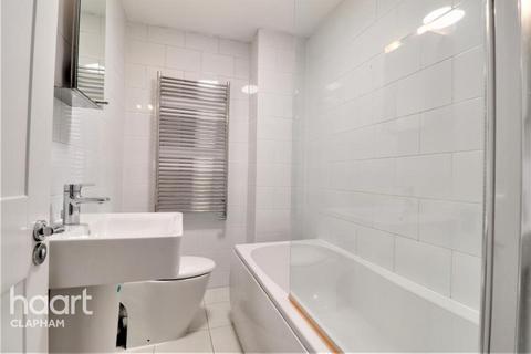 1 bedroom apartment to rent, 231A Lavender Hill, London