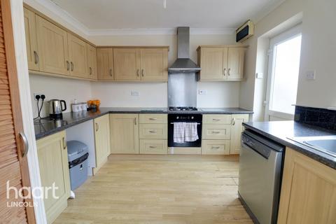 8 Laing Close, Bardney, Lincoln, LN3 5XS