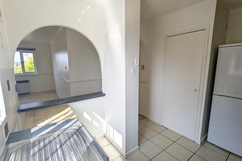 1 bedroom flat to rent, Mcmillan Court, Cumberland Place, London, SE6