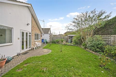 29 Downs Way, Sellindge, Ashford, TN25 6EZ
