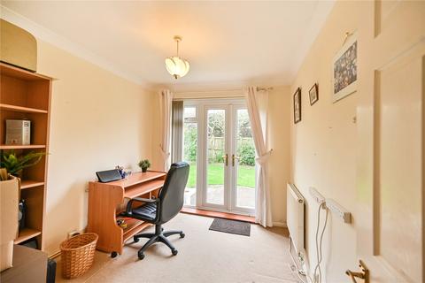 29 Downs Way, Sellindge, Ashford, TN25 6EZ