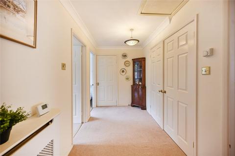 29 Downs Way, Sellindge, Ashford, TN25 6EZ
