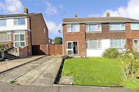 4 Long Walk, Istead Rise, Gravesend, DA13 9HH