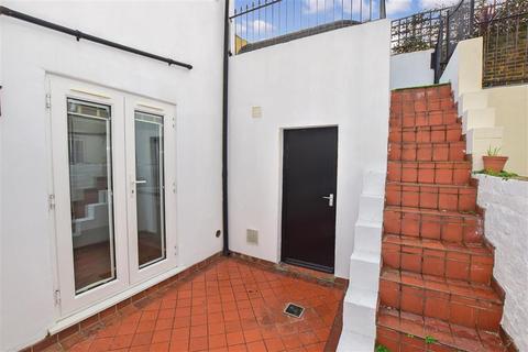 6a Queens Gardens, Broadstairs, CT10 1QE