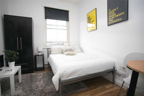 Property to rent, Brent Street, London, NW4