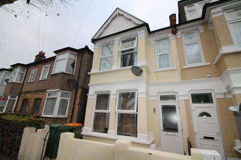 15 Elsenham Road, London, E12 6JZ