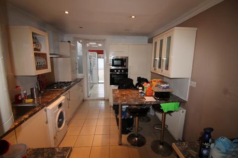 15 Elsenham Road, London, E12 6JZ