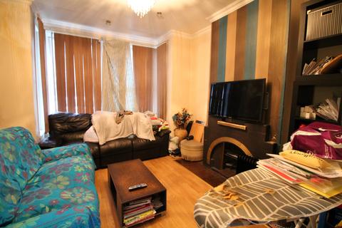 15 Elsenham Road, London, E12 6JZ