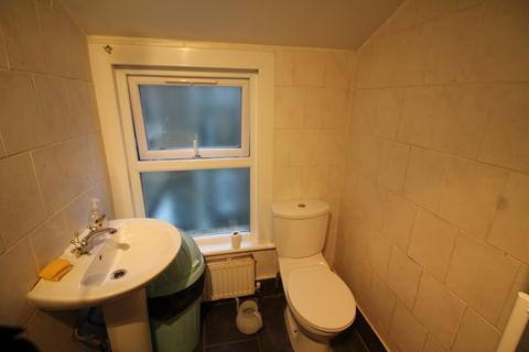 15 Elsenham Road, London, E12 6JZ