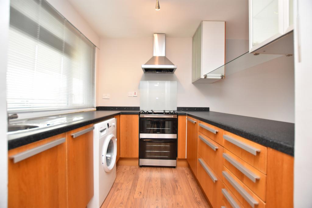 Large One Bed Flat South Woodford East London