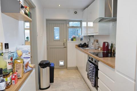 2 bedroom terraced house to rent, Stanley Road, Newmarket