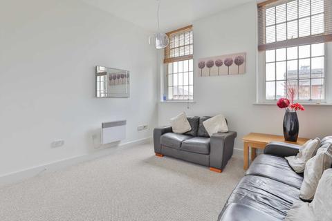 16 The Crescent, Gloucester, GL1 3LF