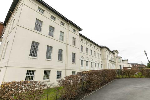 16 The Crescent, Gloucester, GL1 3LF