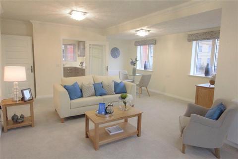 2 bedroom apartment for sale - Lewis Carroll Lodge, St. Margaret's Road, Cheltenham, Gloucsester, GL50