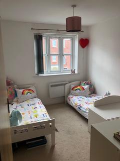33 The Fairways, Royton, Oldham, OL2 6GD