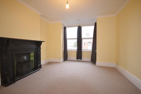 2 bedroom apartment to rent - Queens Park, Aylesbury