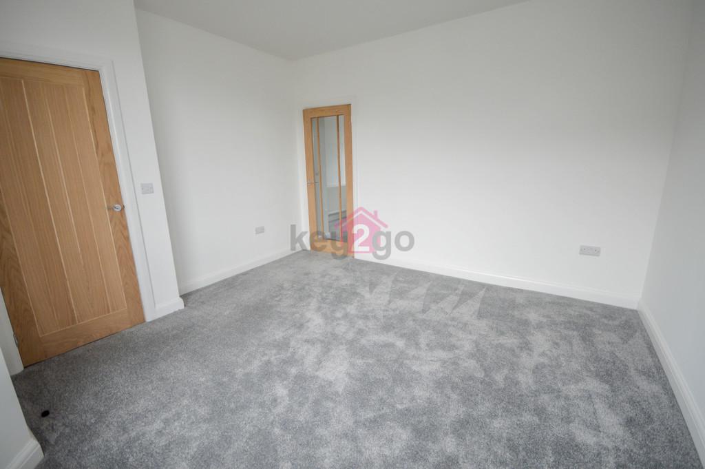 Seagrave Crescent, Gleadless, Sheffield 3 bed semidetached house £