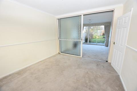 38 Chapel Fields Road, Solihull, B92 7RX