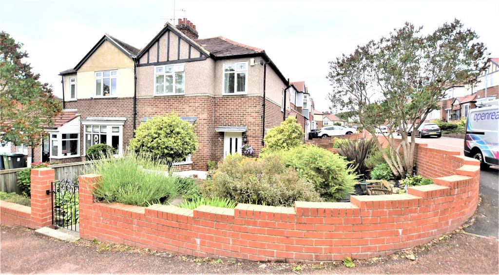 Belle Vue Bank, Low Fell, NE9 3 bed semidetached house for sale £280,000