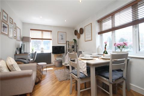 1 bedroom apartment for sale, Fairfield Avenue, Staines-upon-Thames, Surrey, TW18