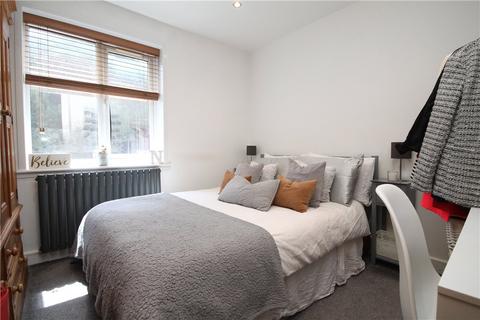 1 bedroom apartment for sale, Fairfield Avenue, Staines-upon-Thames, Surrey, TW18