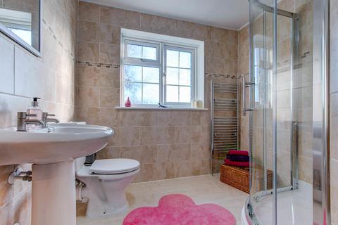36 Austcliff Close, Redditch, B97 5NZ