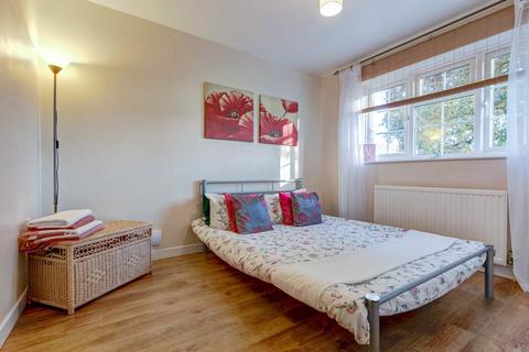 36 Austcliff Close, Redditch, B97 5NZ
